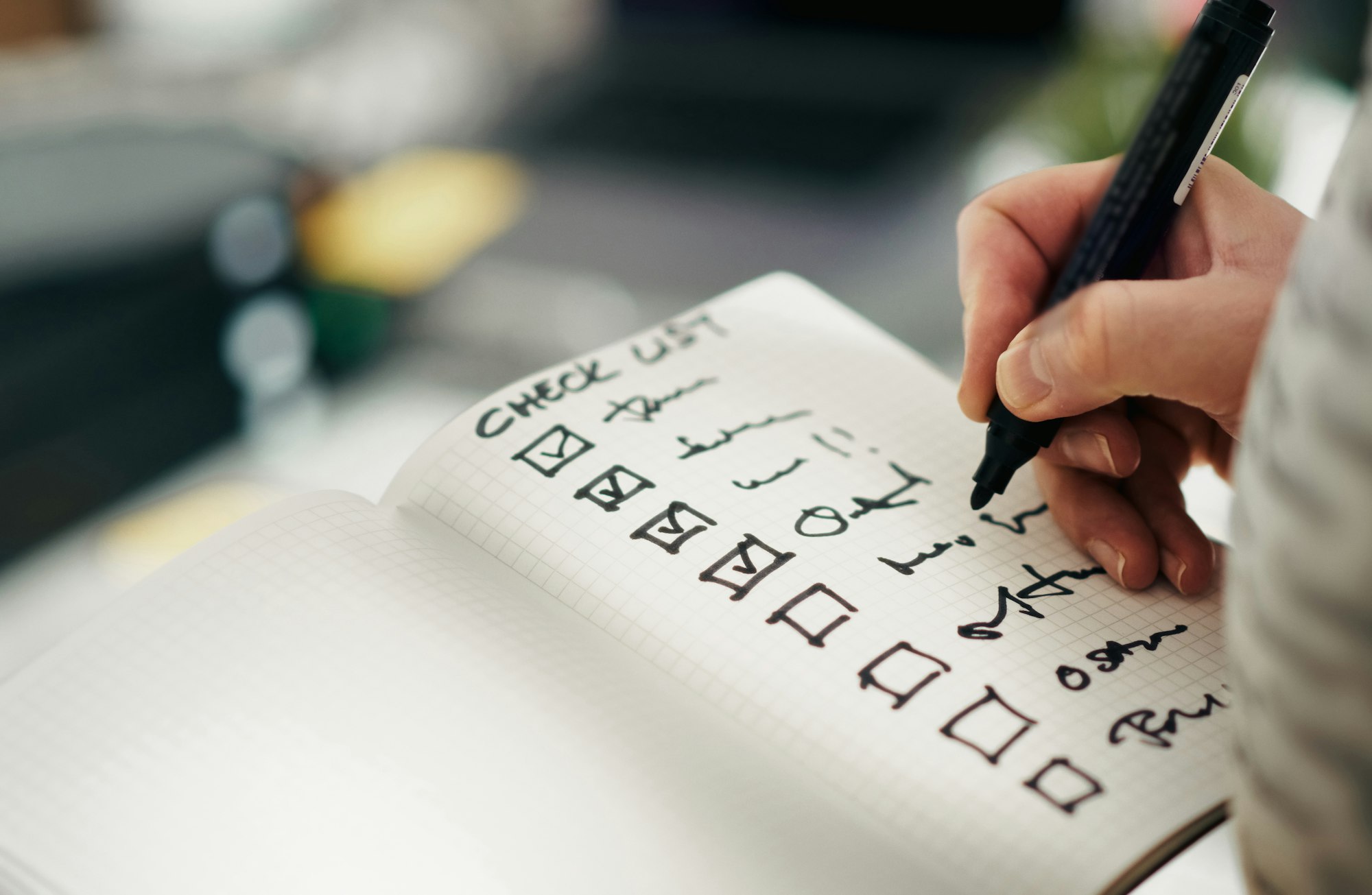 Get the Free Contractor Checklist